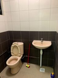 Ang Mo Kio Avenue 10 (D20), Shop House #495895481